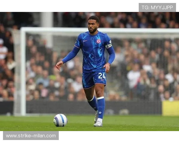 詹姆斯如何凭借坚韧意志和团队精神成为足坛最具影响力的传奇球星